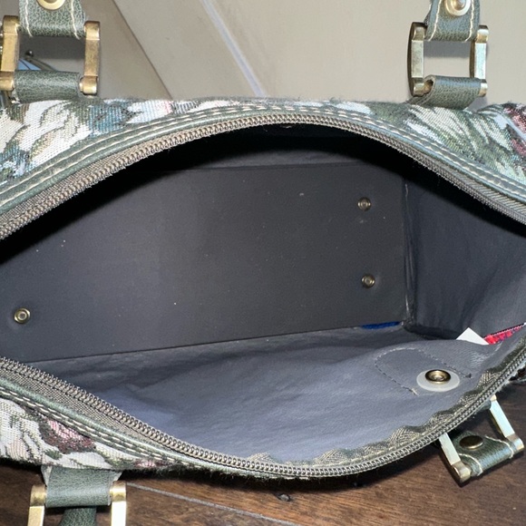 Vintage Tapestry Carpet Bag Purse | American Flyer Doctor Bag Style Handbag - Picture 13 of 14